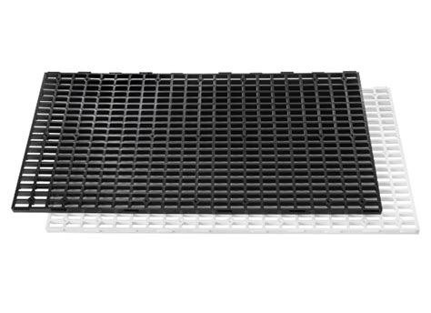Hen Slat™ Plastic Poultry Flooring .